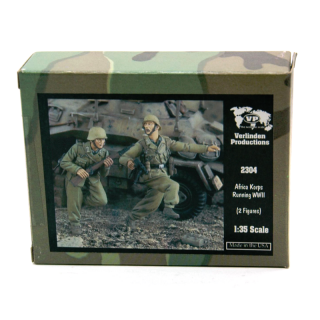 “Di corsa” Africa Korps II G.M. (2 fig.)