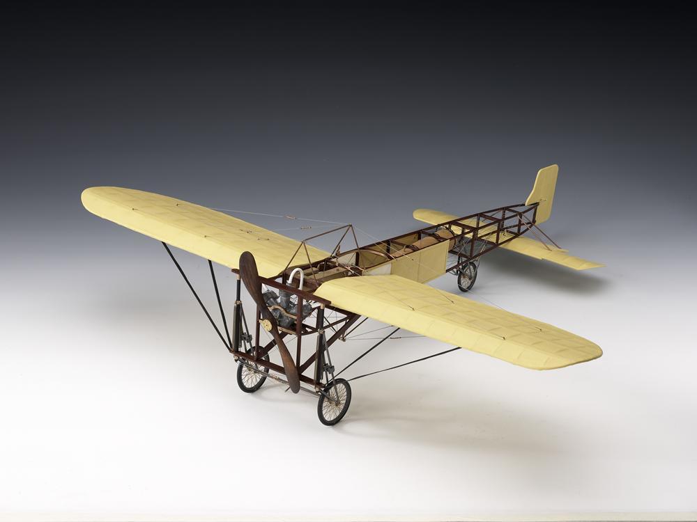 Bleriot XI plane Amati 1712/01 - SN Models - Ecommerce - Ship Modeling